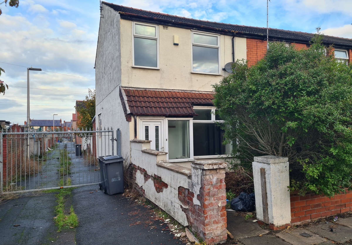 Guide Price £65,000, 104 Greenwood Avenue, Blackpool, Lancashire, 433